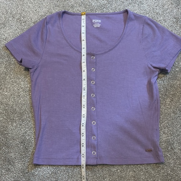 Crop Button Down - Picture 8 of 8